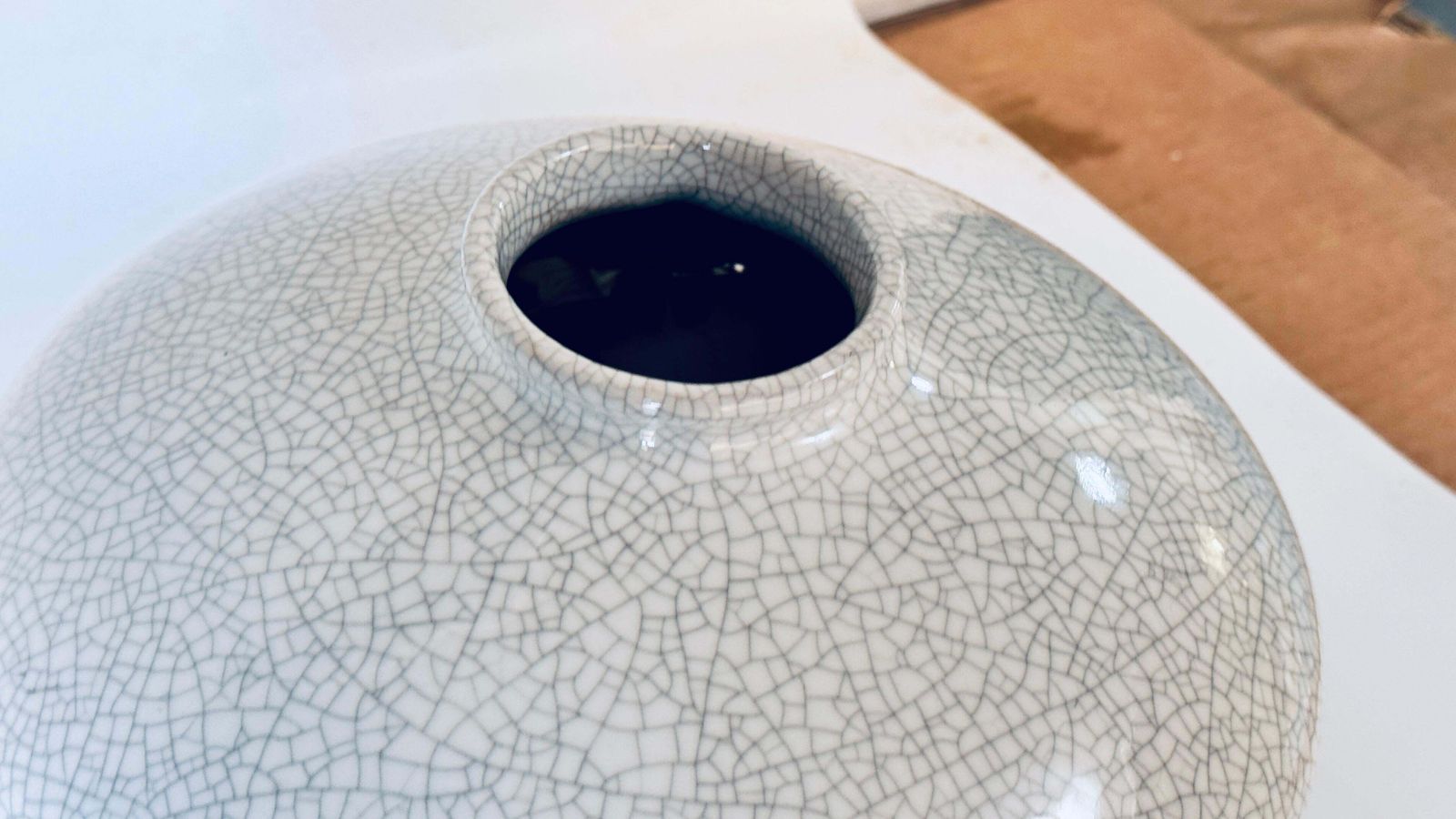 French Art Deco Crackled Ceramic Vase, White With Delicate Crazing, 20th Century photo vinterior