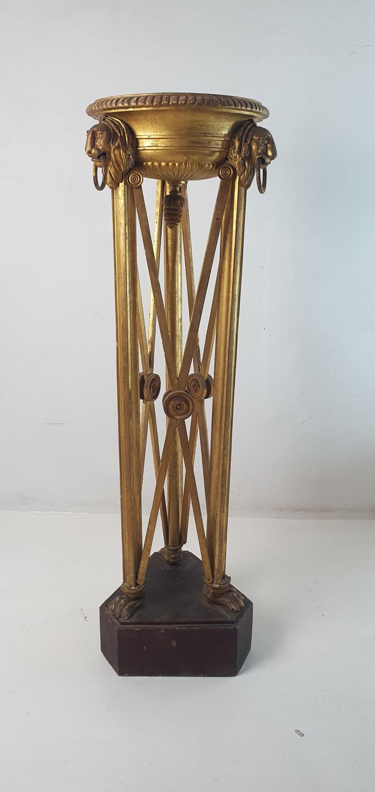 5437.0 Italian Guilded Gueridon Pedestal Circa 1750's photo