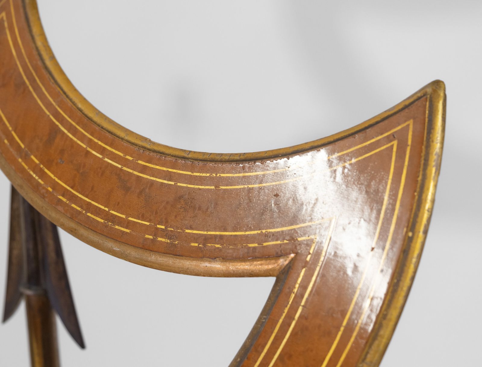 photo vintage Regency Bird’s Eye Maple Parcel Gilt & Gilt Brass Adjustable Music Stand Attr Sebastien Erard