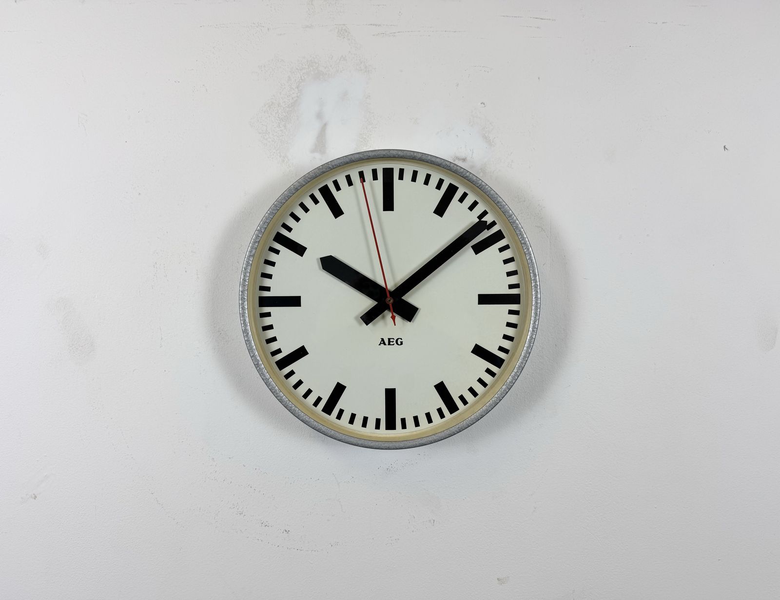 Grey Electric Industrial Station Wall Clock From Aeg, 1960s photo 369.0