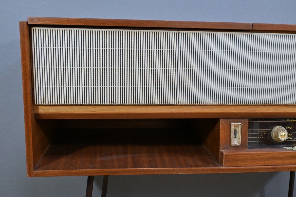 Schneider Mahogany Radio Cabinet – Mid 20th Century photo vinterior