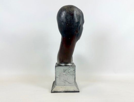 photo vinterior Mid Century Hand Crafted Female Head Mannequin Sculpture, 1950s