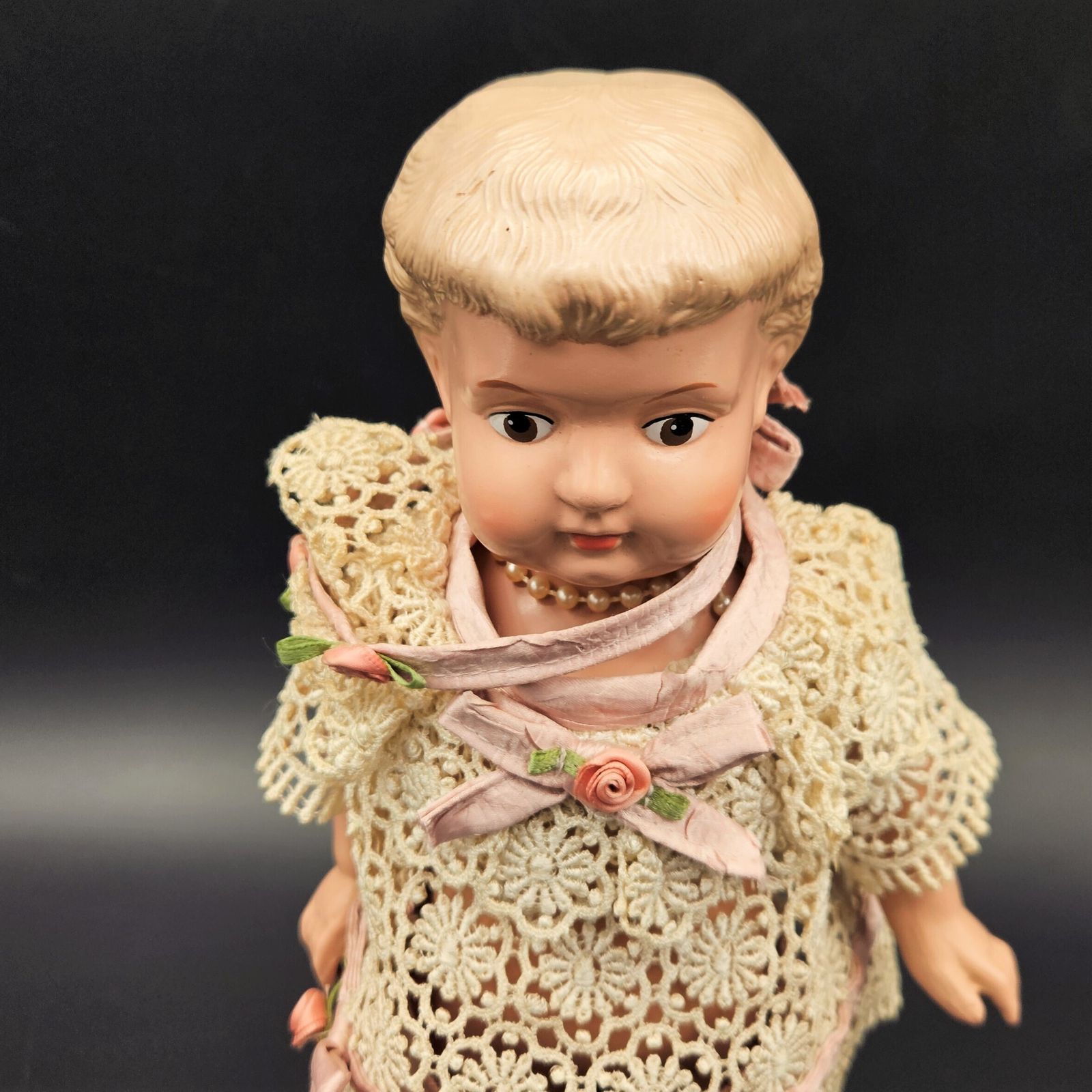 Schildkröt Celluloid Doll. 1970   1980. (Reedition) photo furniture