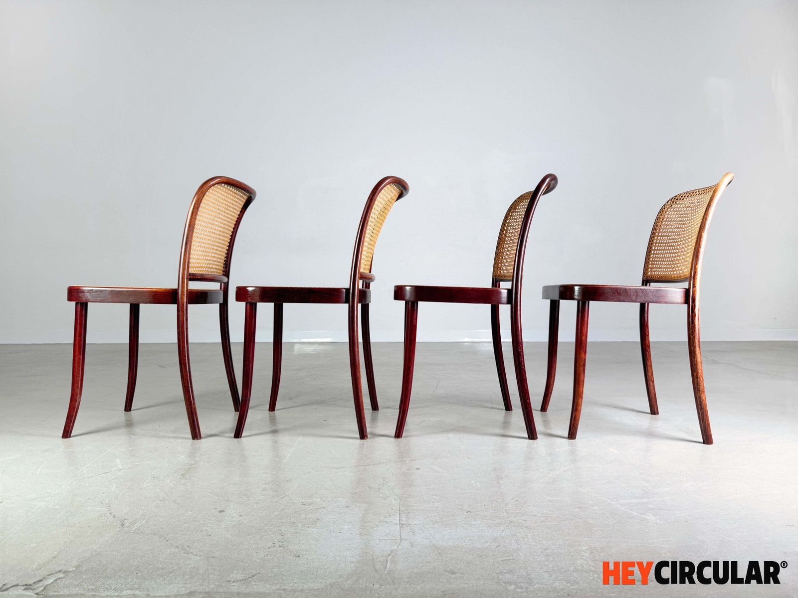 Set Of 4 Mid Century Chairs Thonet Model 811 Josef Hoffmann photo 1750.0