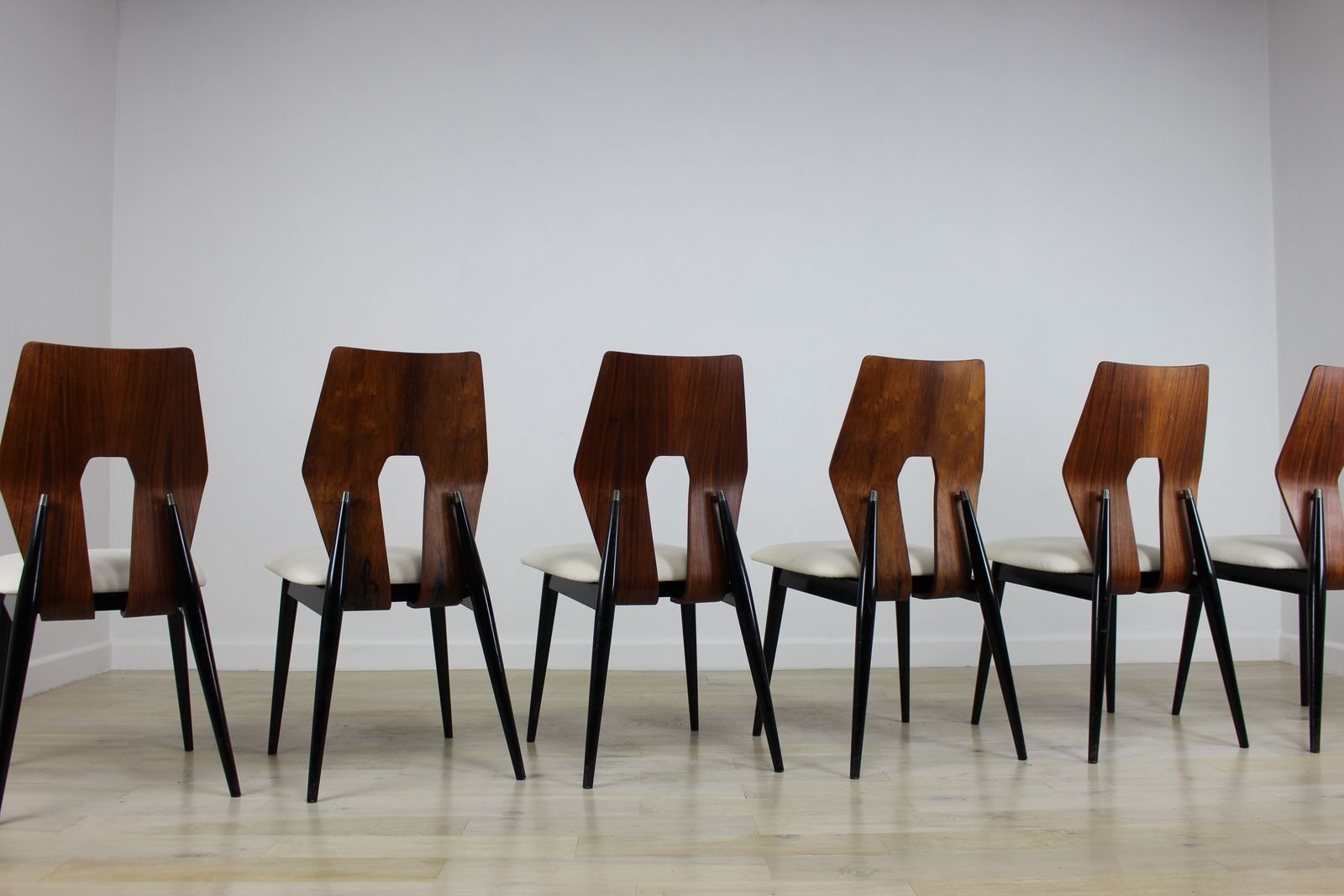 photo furniture Set 6 1950’s Meredew Gio Ponti Style Dining Chairs