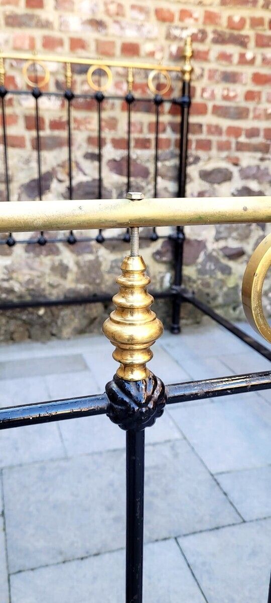 Cast Iron And Copper Bed   Early 20th Century   Missing 3 Balls And 1 Piece Of Copper photo buy