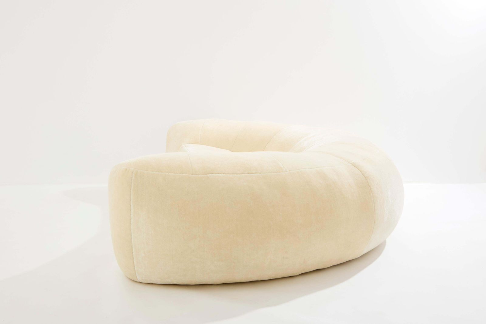 Raphaël Raffel Croissant Sofa In Mohair Velvet 1970s photo 37260.0