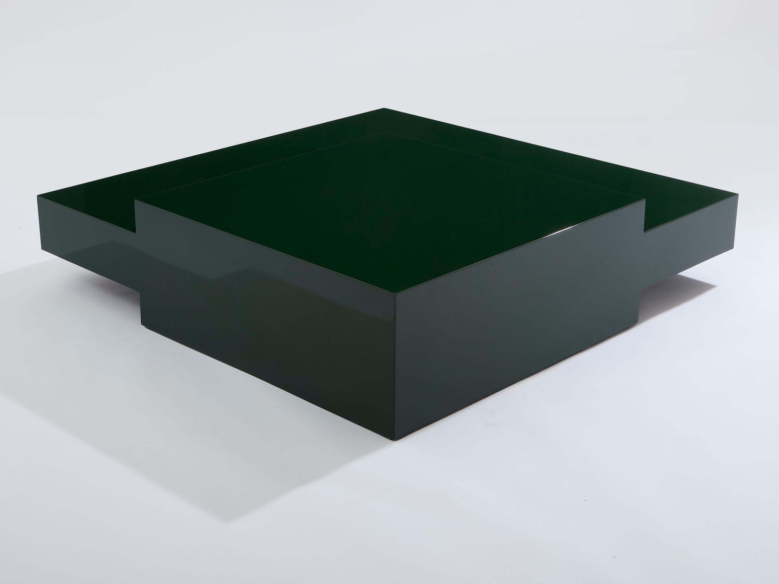 Mobilier Table basse carrée Willy Rizzo laquée vert forêt, années 1970 photo