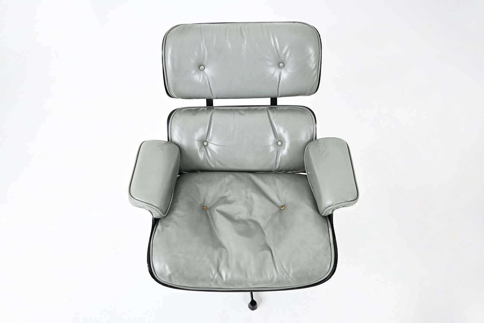 photo furniture Lounge Chair By Charles & Ray Eames For Herman Miller, 1970s