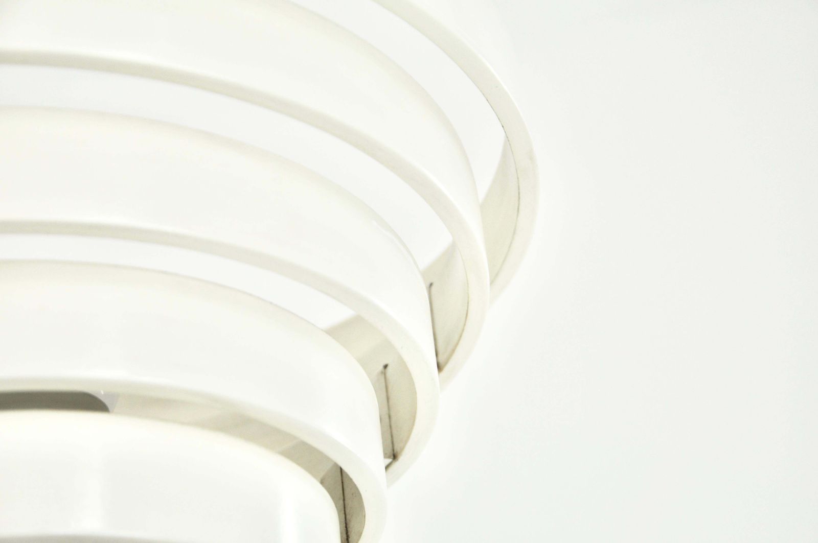 "Helga" Floor Lamp By Silvio Bilangione & Paolo Portoghesi, 1960s photo vinterior