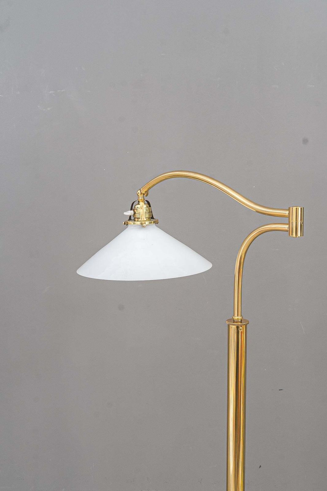 photo for sale Sviweling And Hight Adjustable Art Deco Floor Lamp Vienna Around 1920s