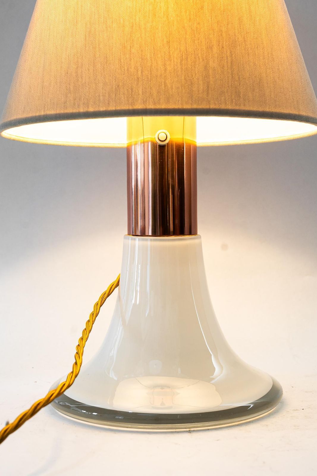 photo vinterior Big Italy Glass And Copper Table Lamp With Fabric Shade Around 1970s