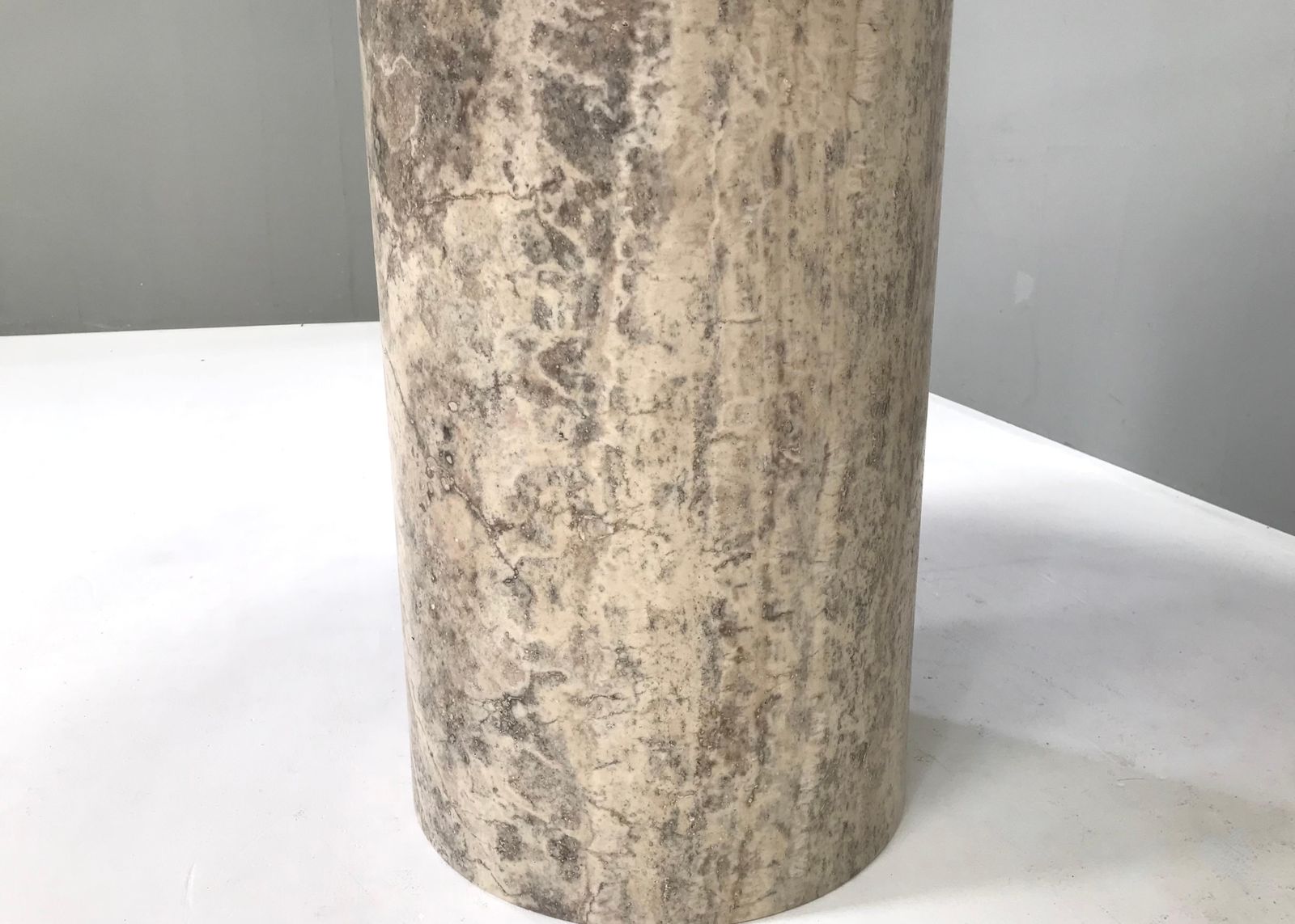 photo for sale Grey / Beige Travertine Round Dining Table In The Manor Of Up&Up / Mangiarotti