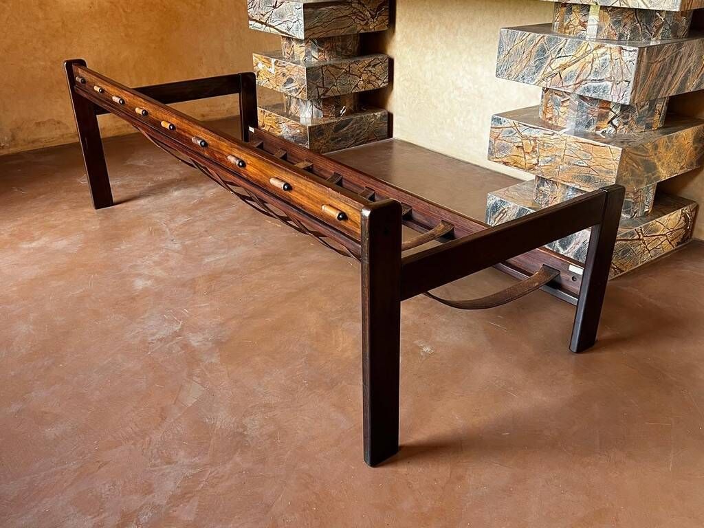 photo vintage Brazilian Jacaranda And Leather Sofa By Jean Gillon For Italma 1960