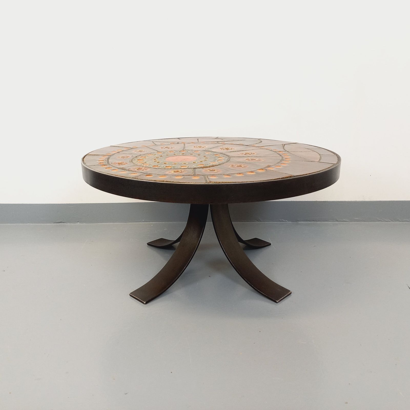 photo for sale Raymond Corroyez Round Coffee Table In Ceramic And Steel