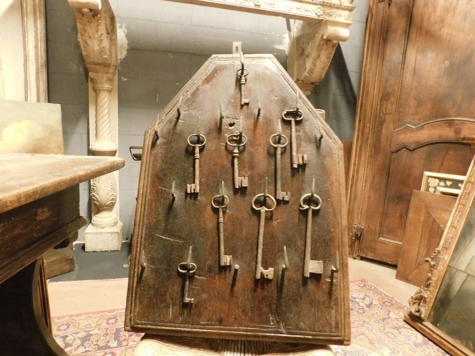 Hotel Key Holder In Walnut Wood With Keys, Italy photo 601.0