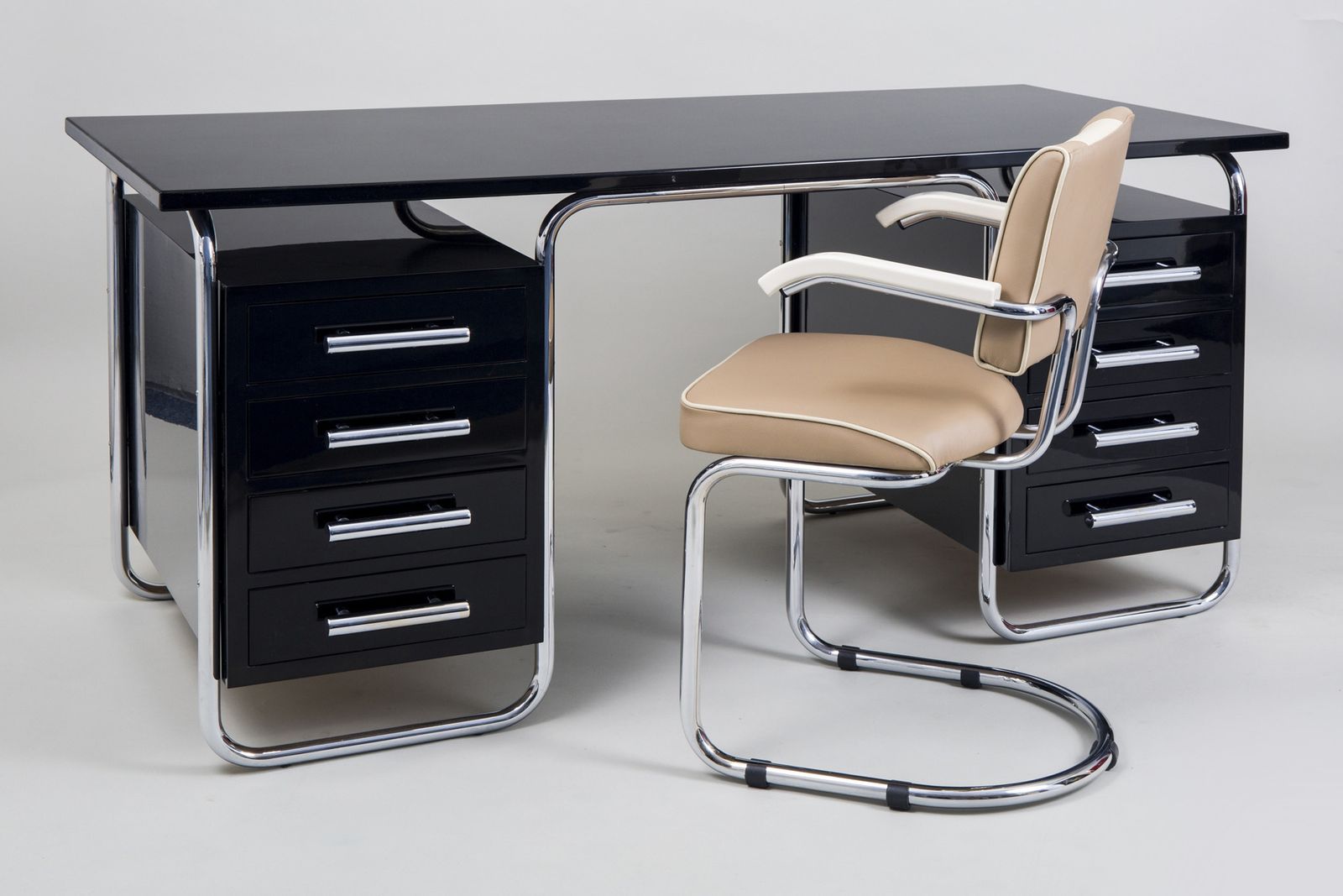Restored Bauhaus Writing Desk, By Marcel Breuer For Thonet, Czech, 1930s photo vintage