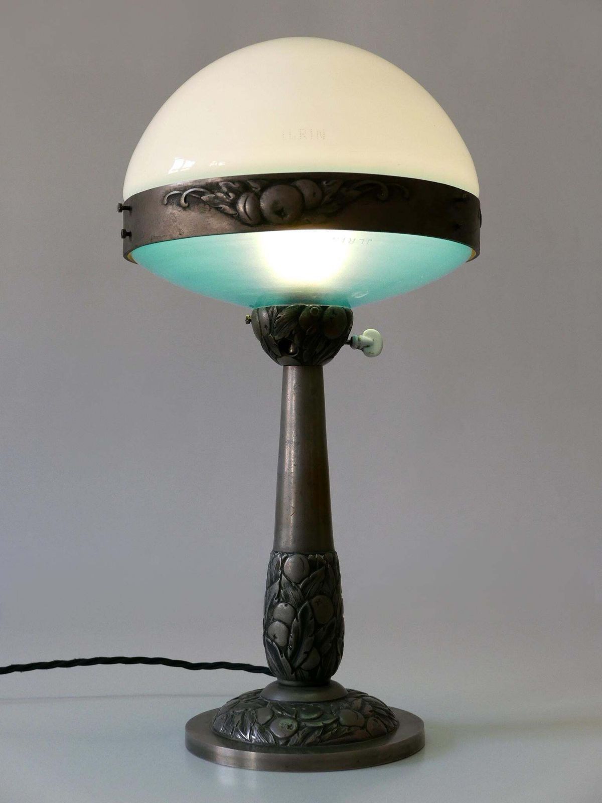 Monumental French Art Deco Table Lamp 'Ilrin' By L. Bosi & Cie. Paris 1930s photo furniture