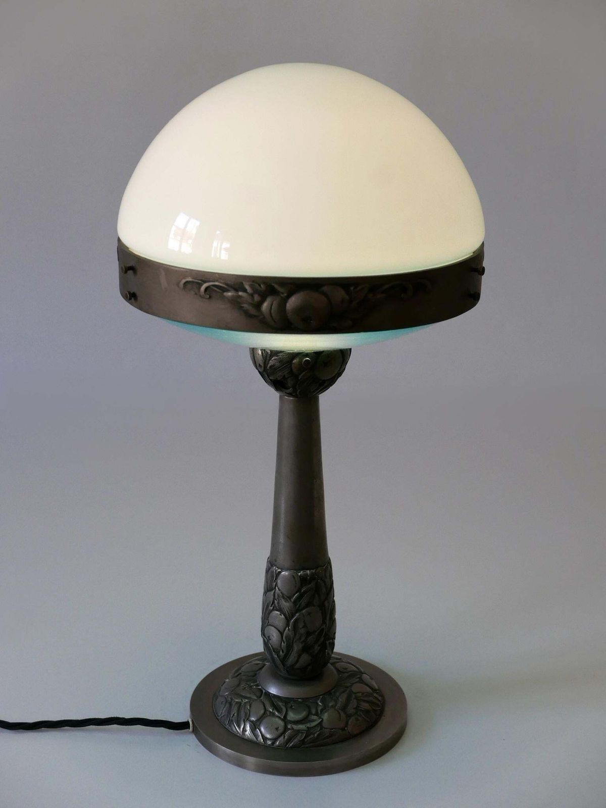 Monumental French Art Deco Table Lamp 'Ilrin' By L. Bosi & Cie. Paris 1930s photo 2448.0