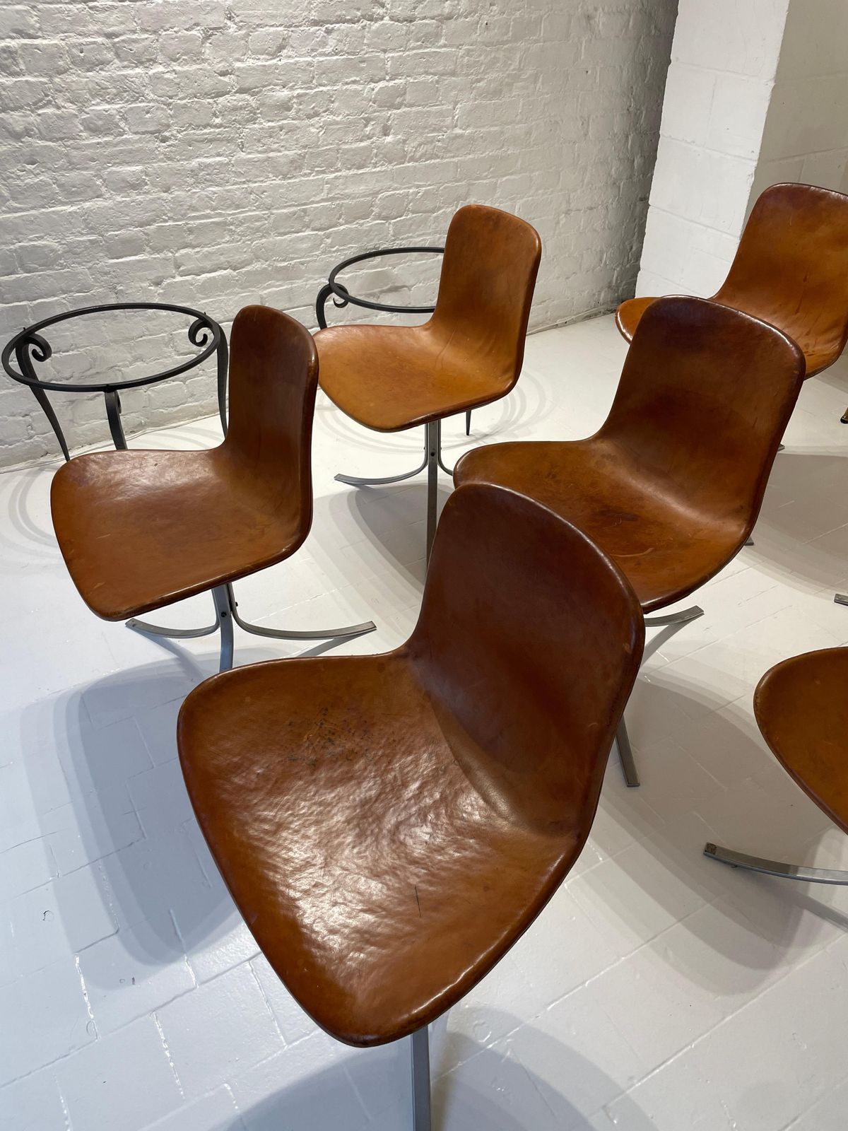 photo furniture Set Of 7 Poul Kjaerholm Model Pk9 Dining Chairs  First Edition  E. Kold  1961