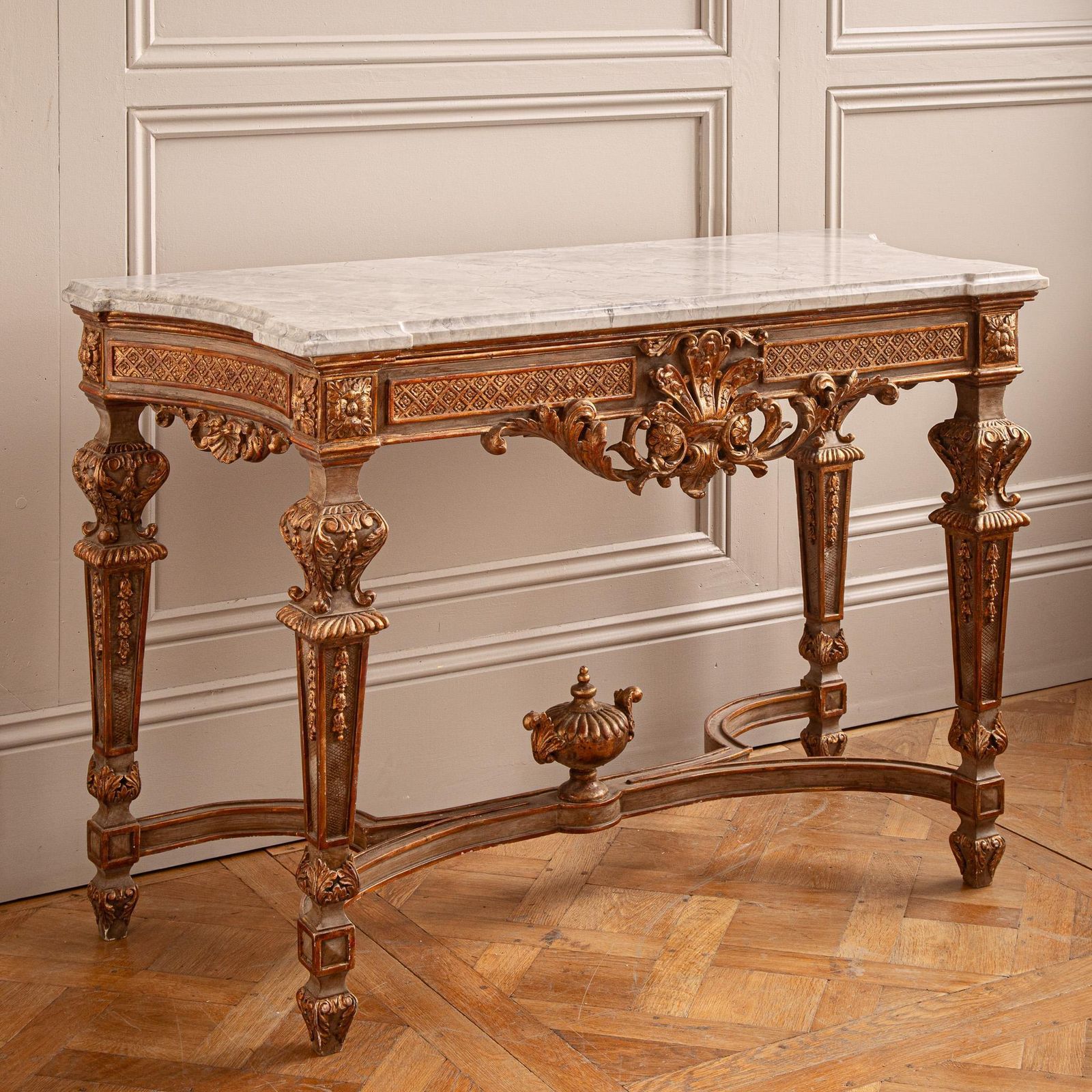 photo vintage Giltwood French Louis XIV Style Console Made By La Maison London