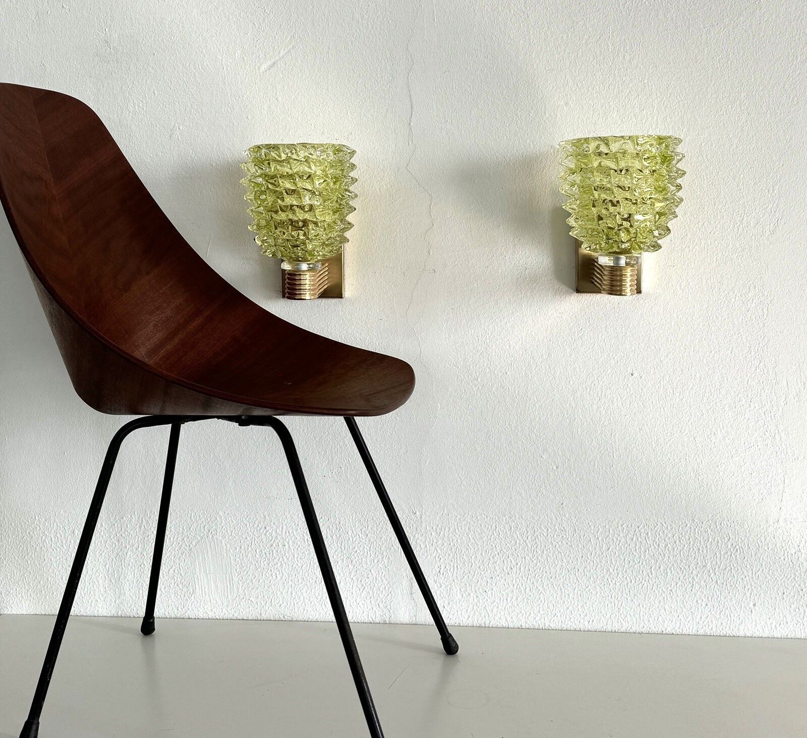 Italian Art Deco Brass And Green Rostrato Murano Glass Wall Sconces In Barovier Toso Style photo 1600.0