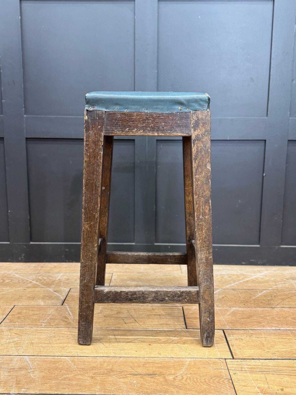 Vintage Railway Stool / Mid Century L.N.E.R Train Station / Stool Seating Seat/Stool/Vibtage Chair /Bar Stool/Classic Bar Seating/Railway photo 145.0
