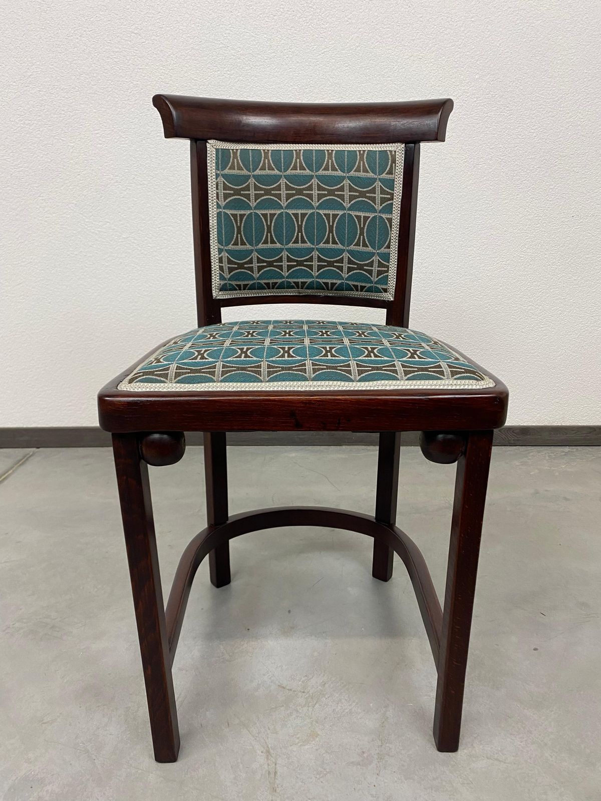 Pair Of Salon Chair No.423 By Josef Hoffmann For J&J Kohn photo vintage