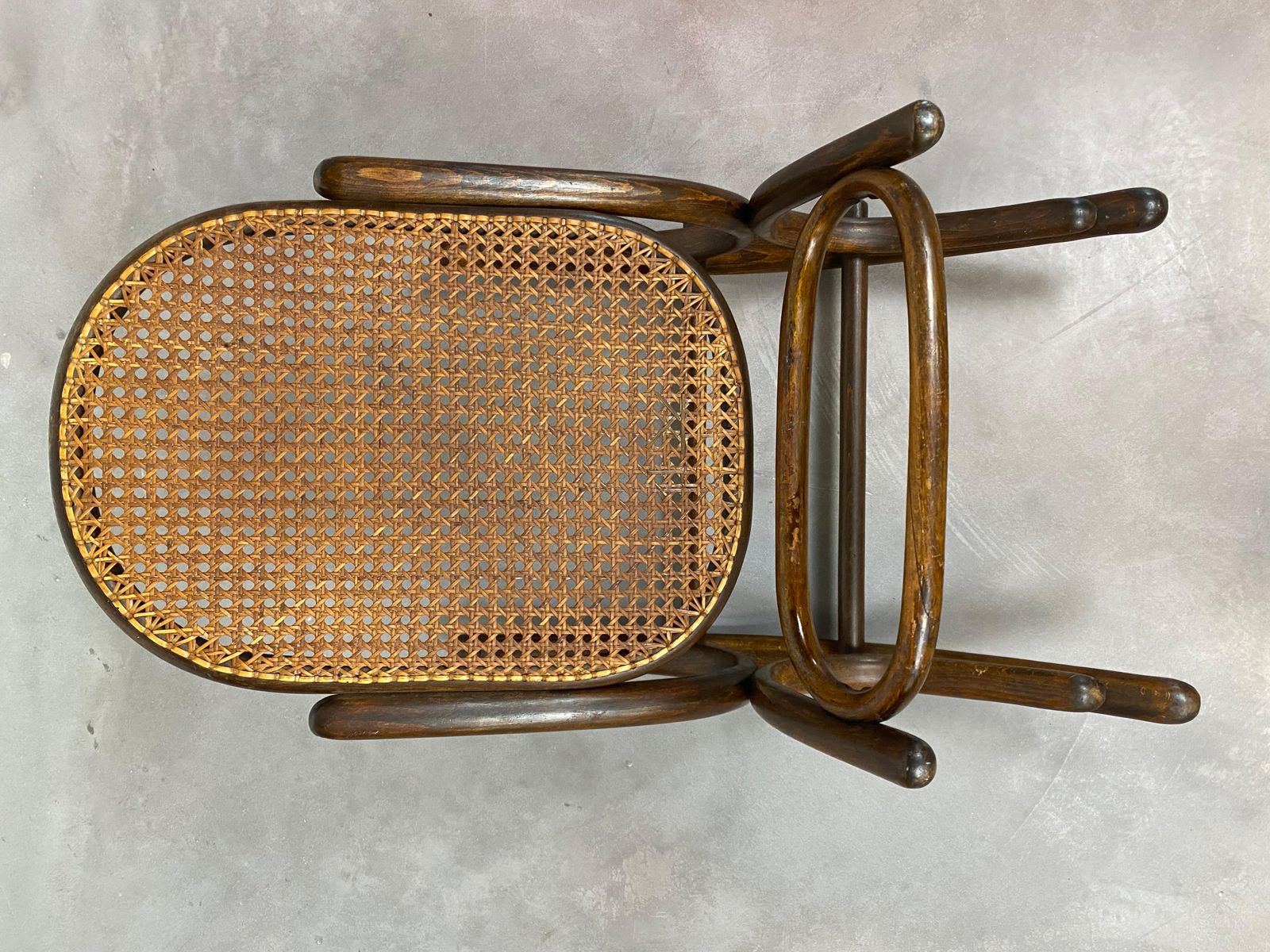 Thonet Rocking Footrest photo vinterior