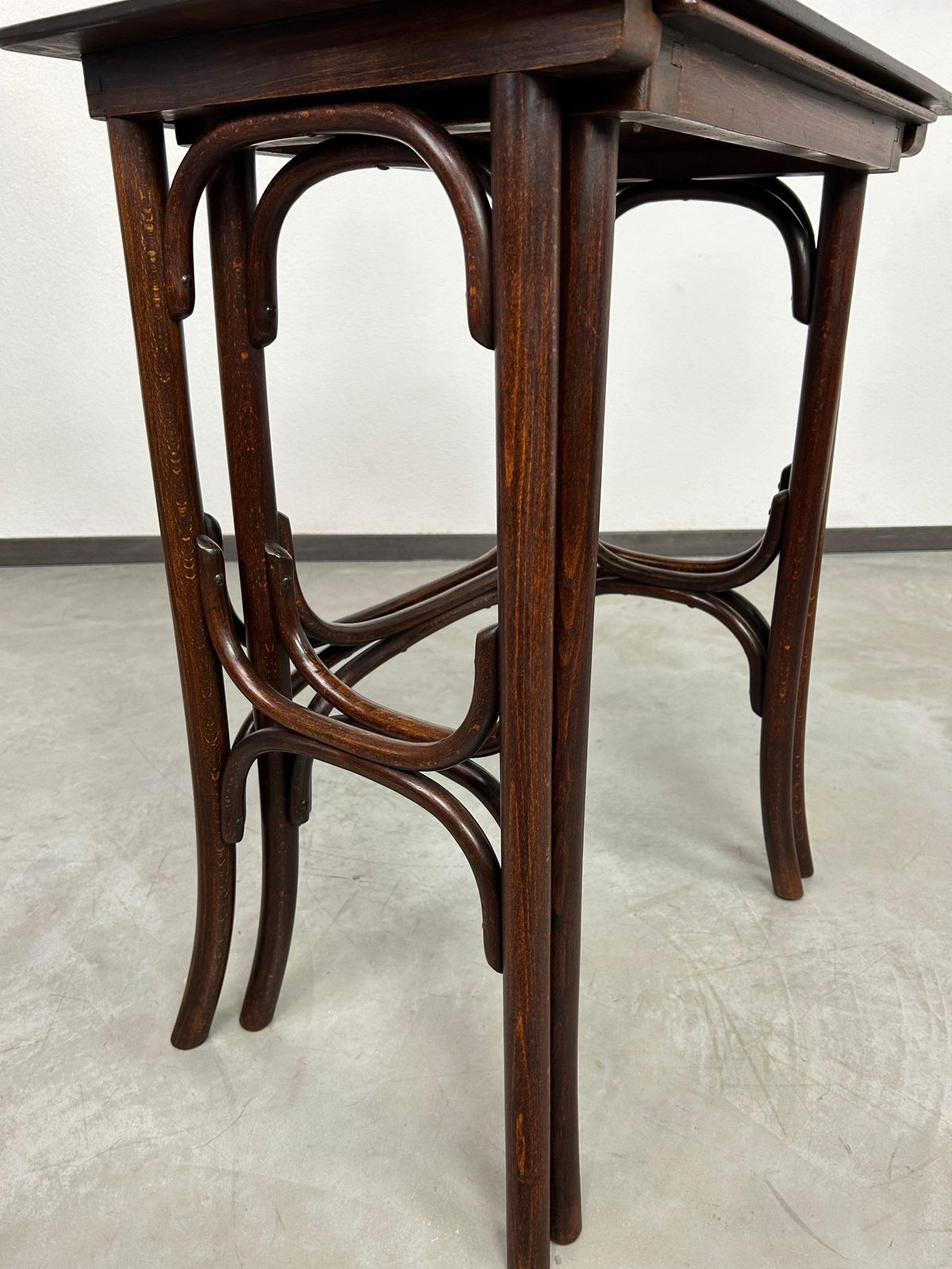 Thonet Nesting Tables photo vinterior