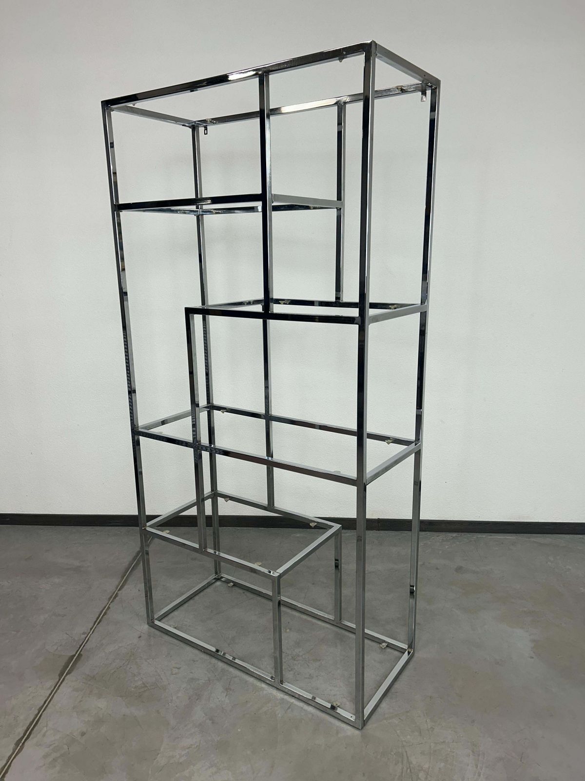 3592.0 Chrome Mid Century Modern Etagere By Milo Baughman photo