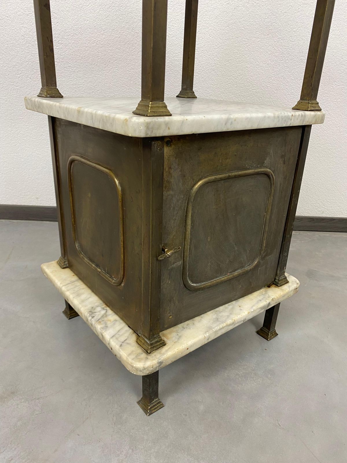 Brass Bedside Table With Marble Top photo vinterior