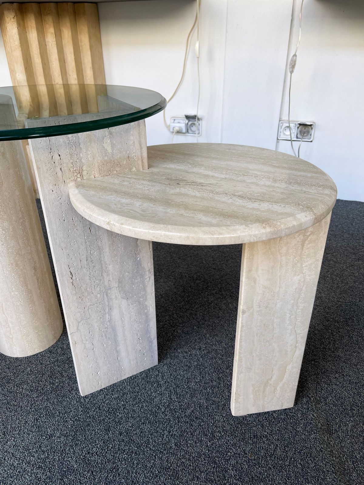 photo vinterior Mid Century Modern Travertine Sculpture Gueridon Table, Italy, 1980s