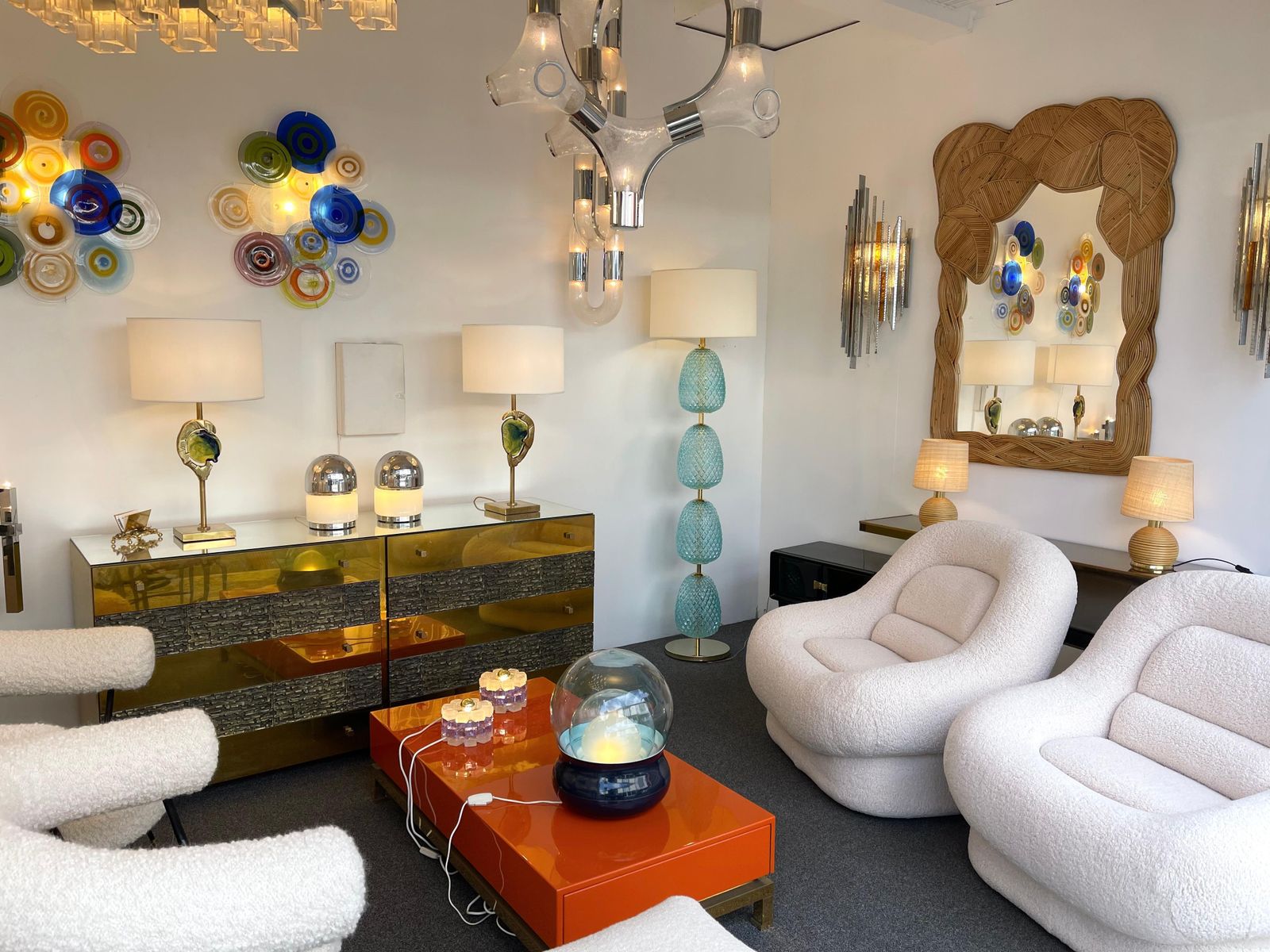 3849.0 Contemporary Brass Pineapple Murano Glass Floor Lamp, Italy photo