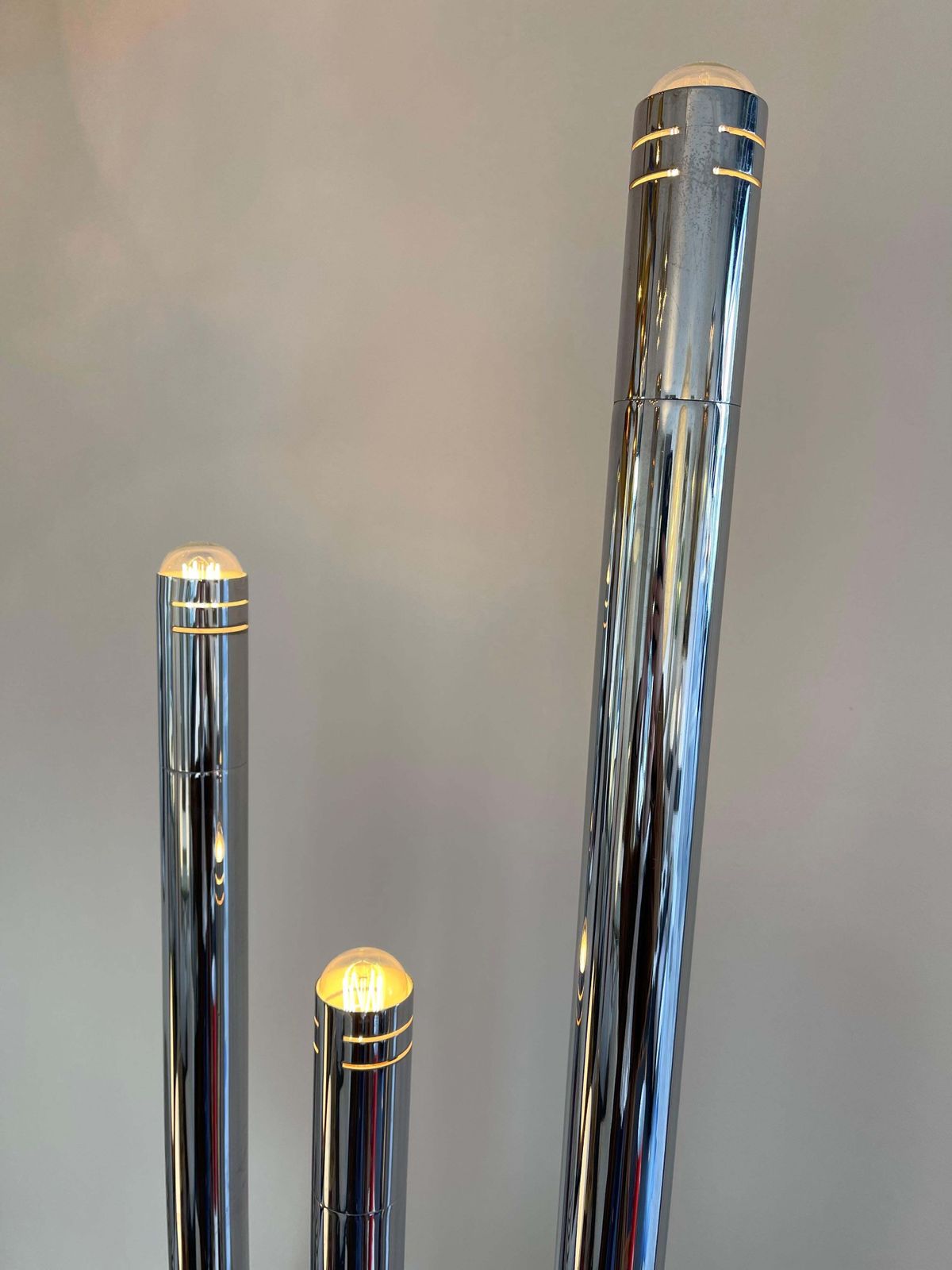 Tall Organ Modular Tube Metal Chrome Floor Lamp By Reggiani, Italy, 1970s photo vintage