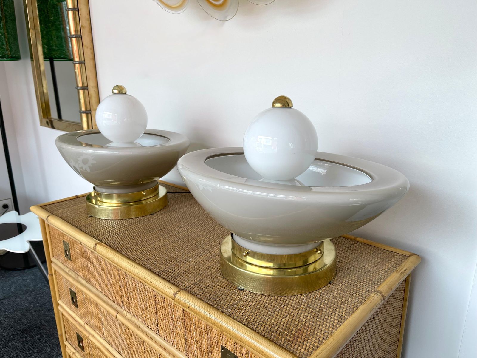 Contemporary Pair Of Brass Murano Glass Fountain Lamps, Italy photo vinterior