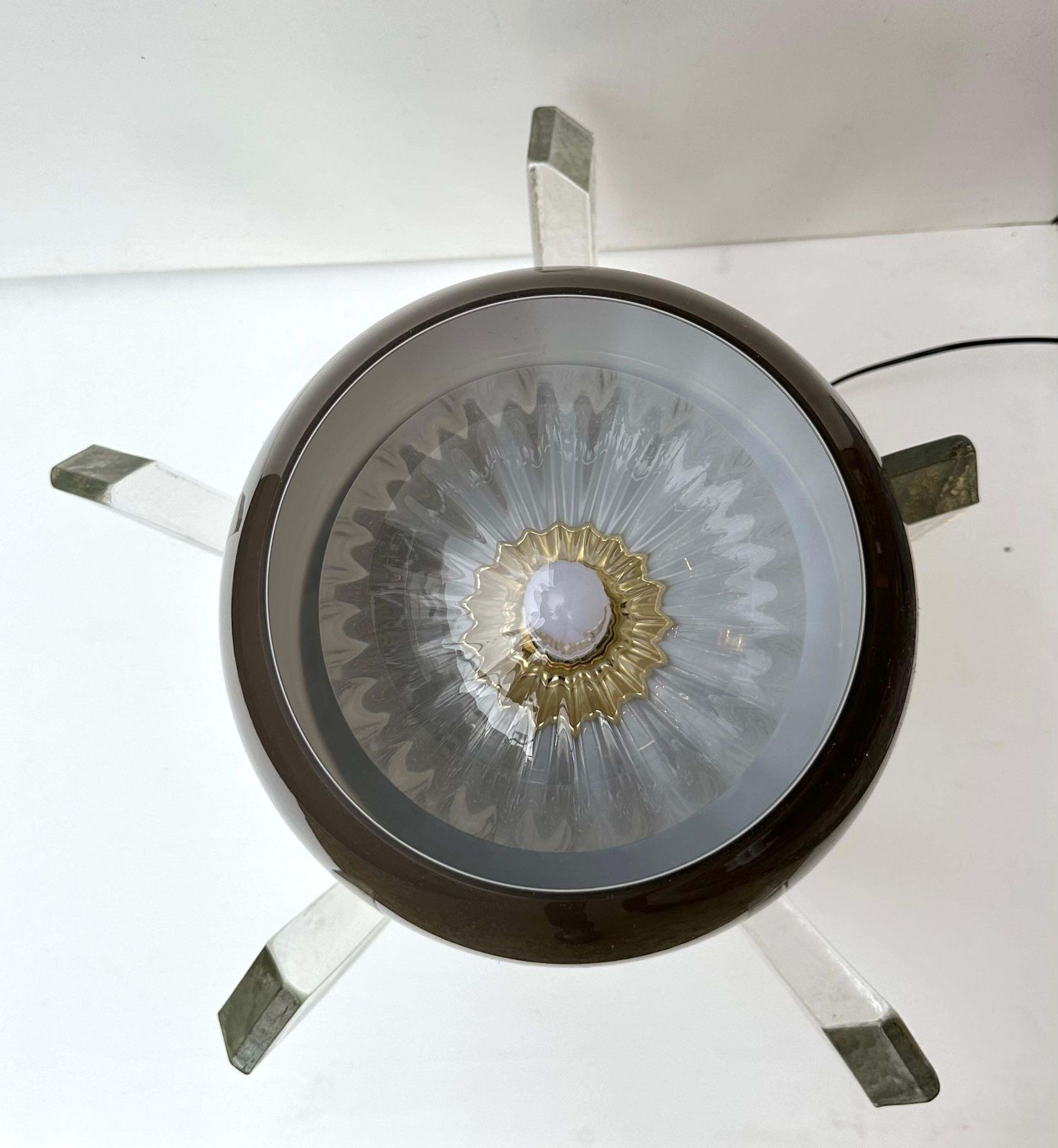 photo vinterior Contemporary Pair Of Brass And Gray Murano Glass Flower Lamps, Italy