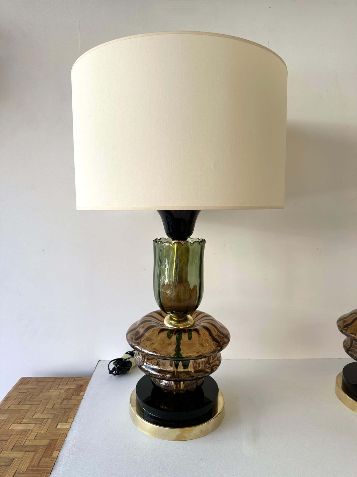Contemporary Pair Of Brass And Murano Glass Flower Lamps, Italy photo vinterior