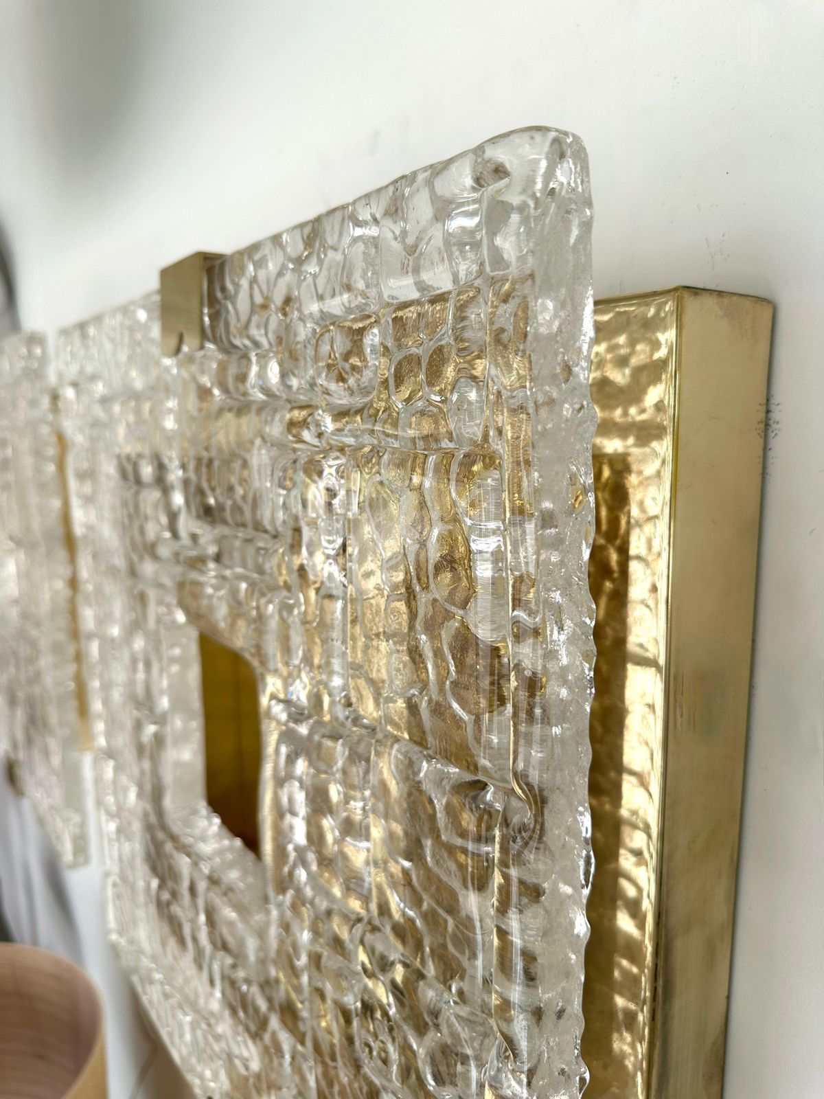 Contemporary Pair Of Sconces Brass And Murano Glass Textured Blade, Italy photo buy