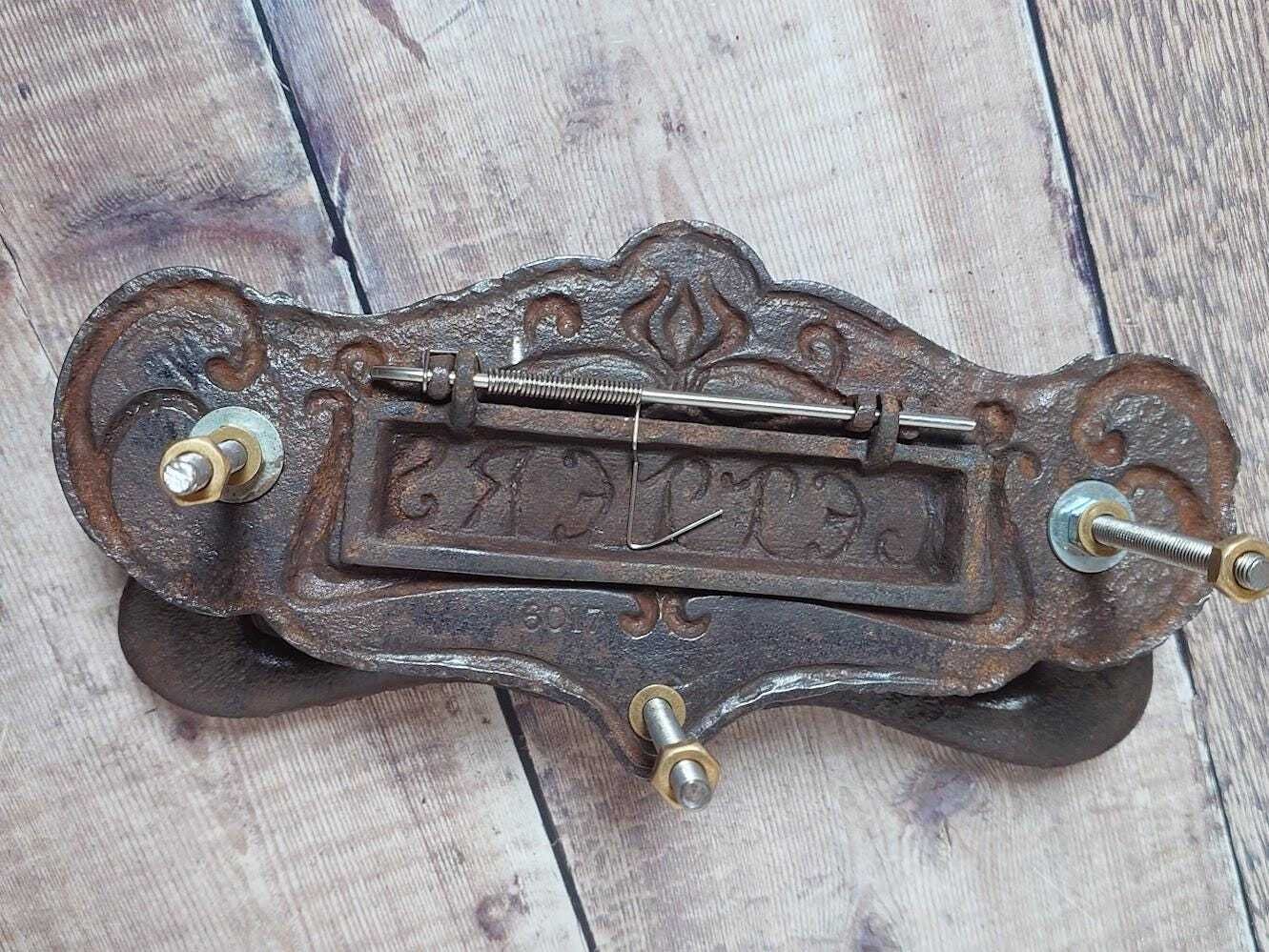Vintage Cast Iron Letter Box, Vintage Iron Mail Slot, Antique Iron Postal Knocker photo vinterior