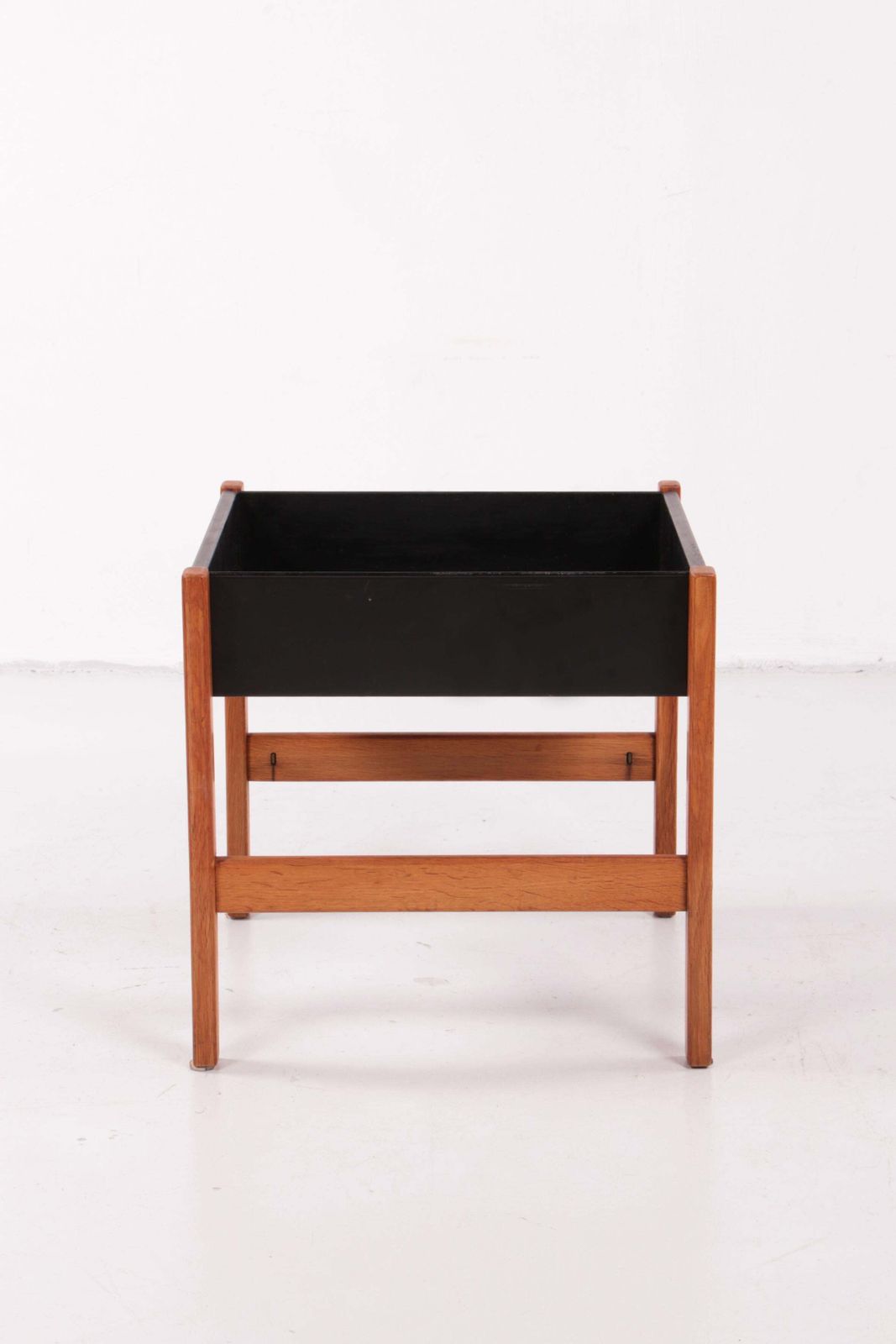 Danish Design Teak Planter, 1960 photo 424.0