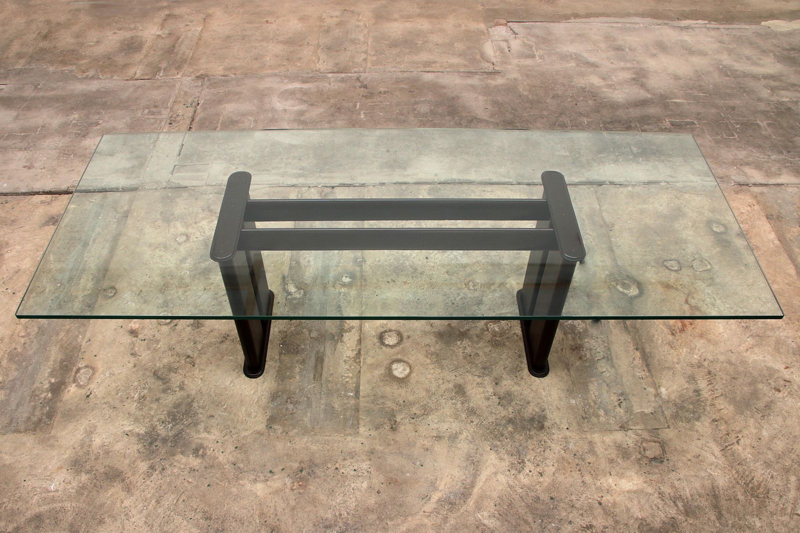 photo for sale Tito Agnoli For Matteo Grassi Leather Dining Table And Six Chairs