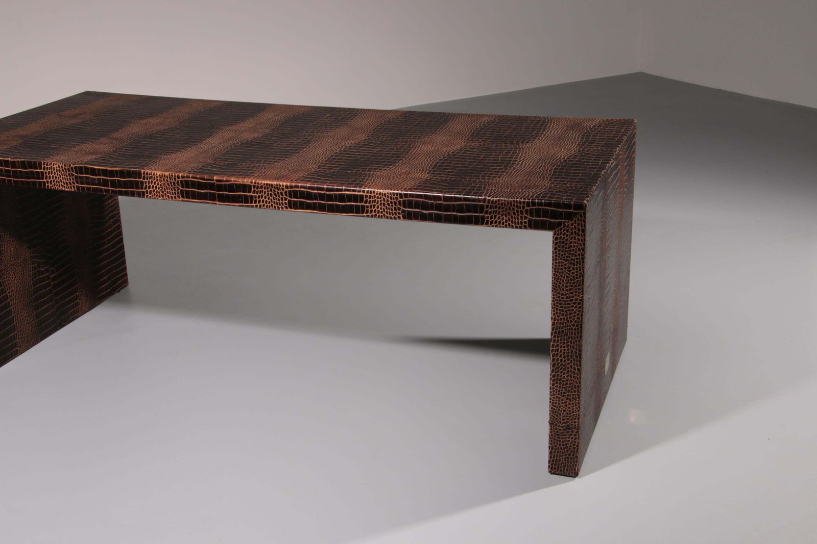 photo furniture Philipp Plein Office Brown Desk In Split Leather With A Crocodile Skin Effect