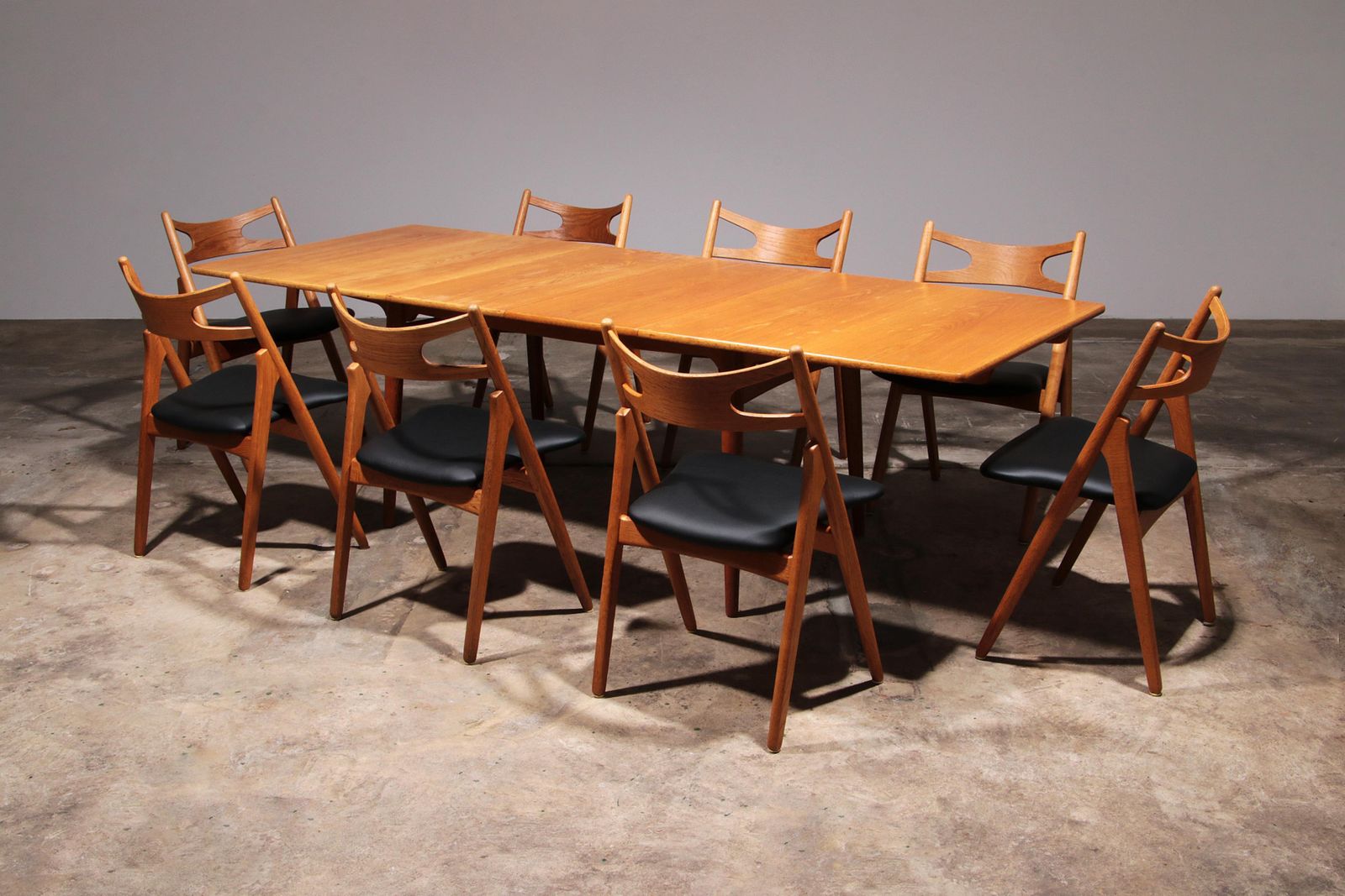 Hans J Wegner Dining Room Set 8 Ch29 Sawbuck Chairs & At 310 Table photo for sale