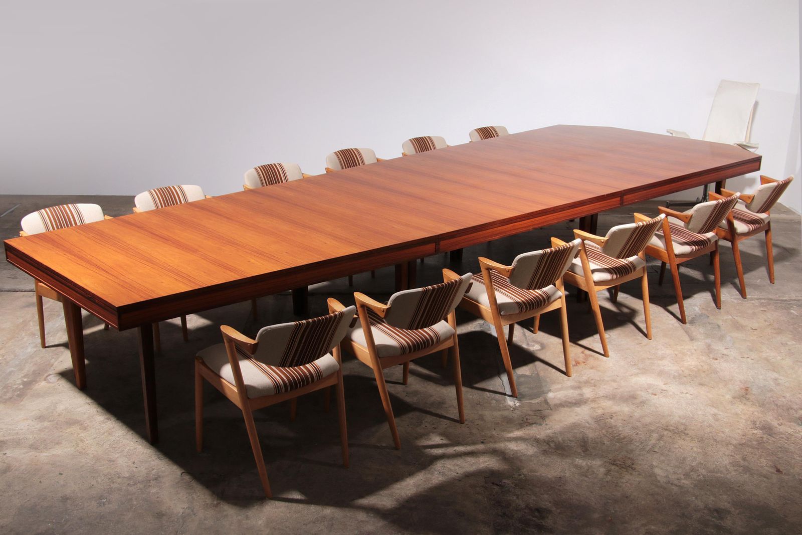 25653.0 Xxl Vintage Mid Century Teak Conference Dining Table photo