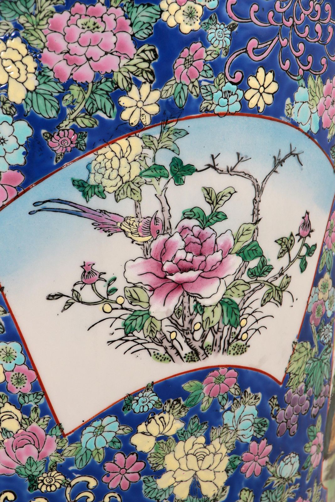 photo for sale Old Chinese Ceramic Hand Painted Vase