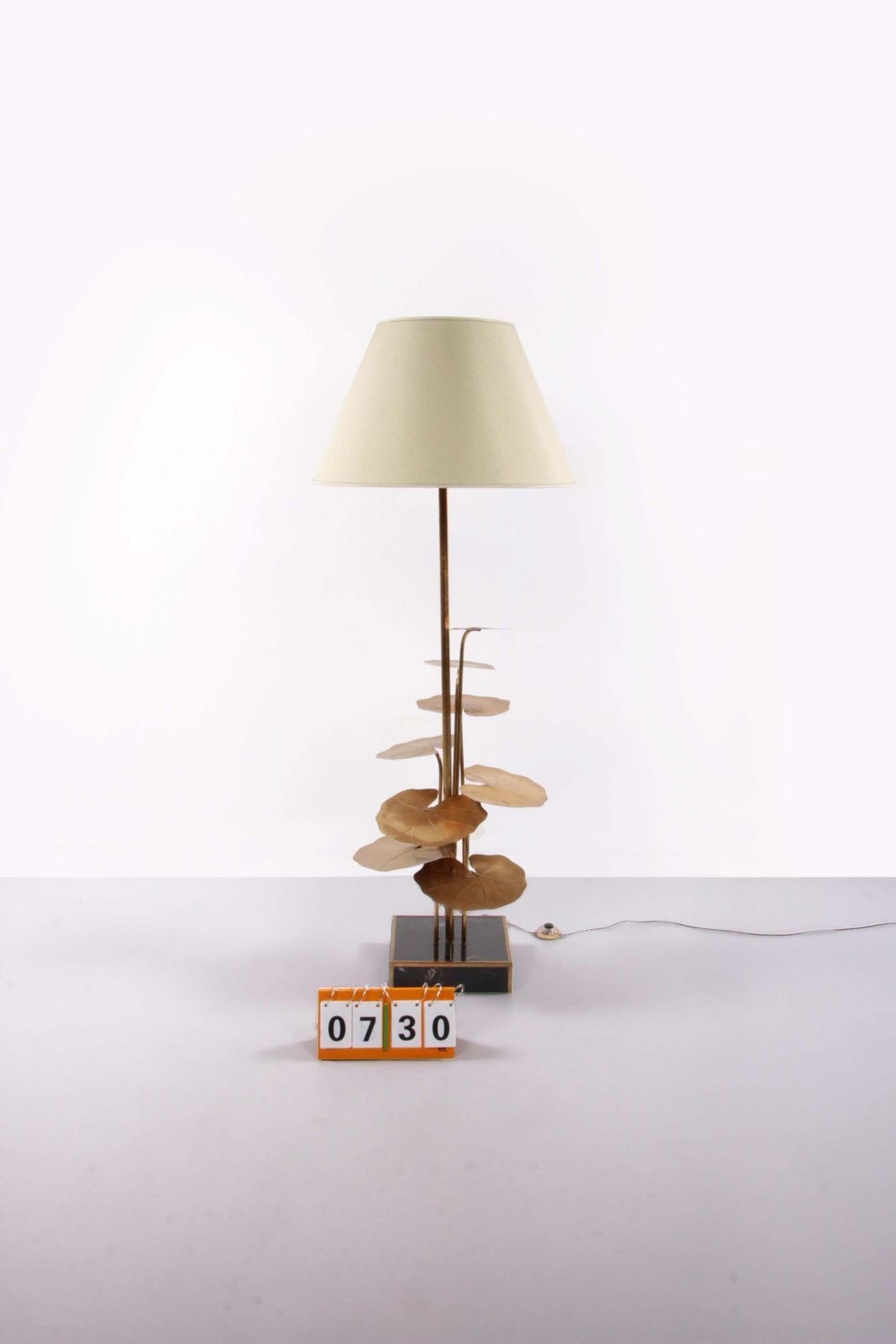 photo vintage Maison Jansen Floor Lamp Of Gilded Brass With Marble Base, 1970 France