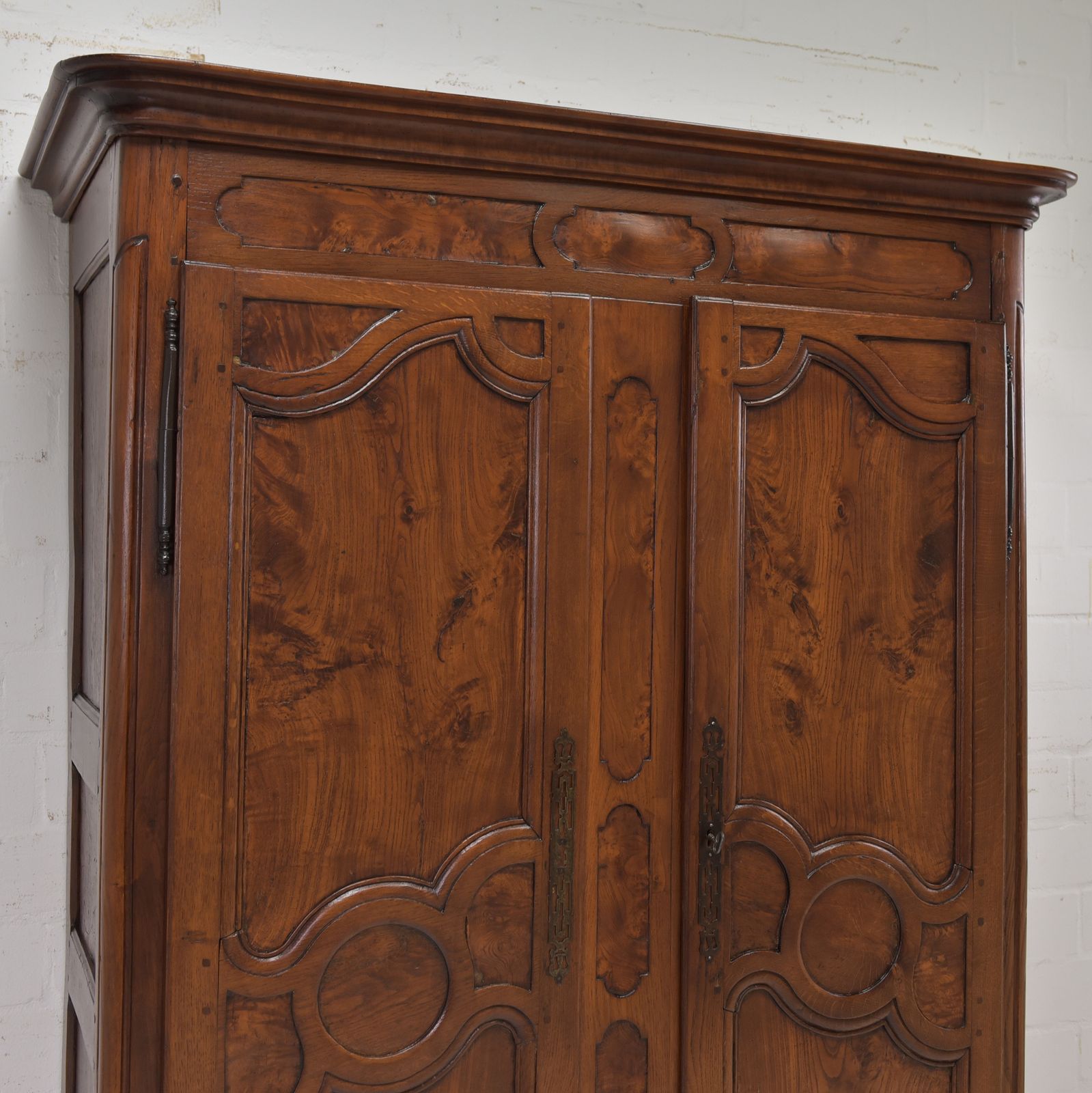 photo furniture Antique! Hallway Cupboard Restored Baroque Oak Walnut Around 1780 Shelving Unit
