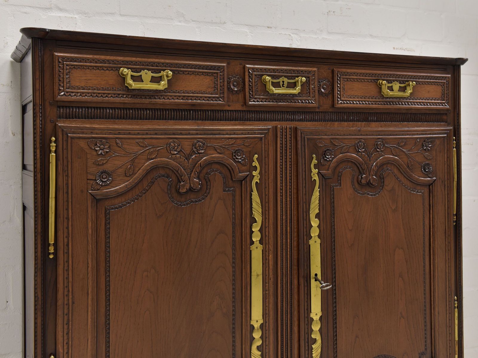 photo furniture Antique! Tall Chest Of Drawers Restored Baroque Louis XV Circa 1790 Oak Sideboard Vertiko