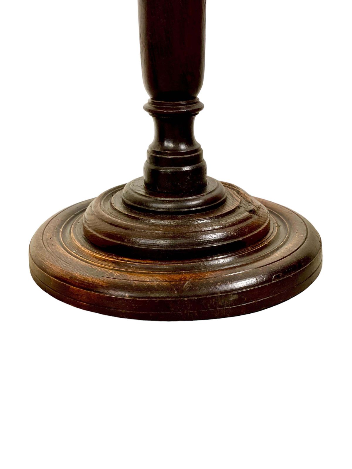 photo furniture 17th Century French Torchère, Or Pedestal